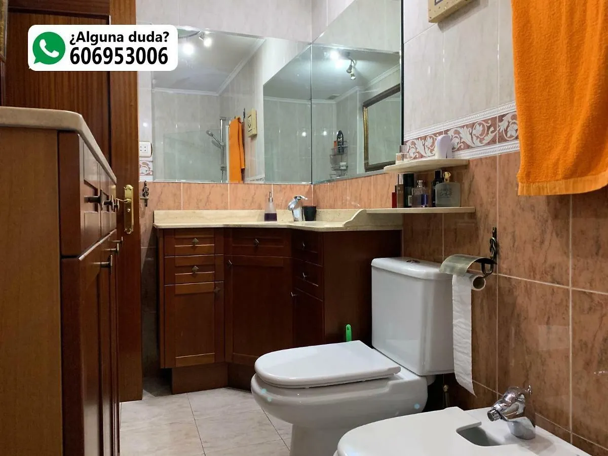 Amezola 1- Habitación con baño incorporado en casa compartida Bilbao